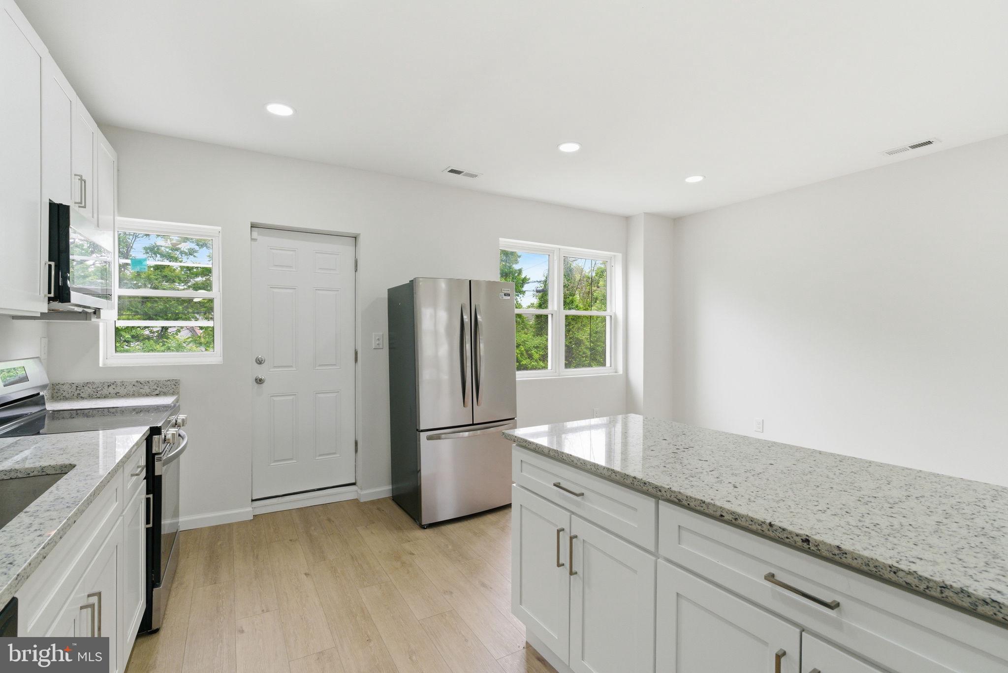 GREENSPRING - Residential