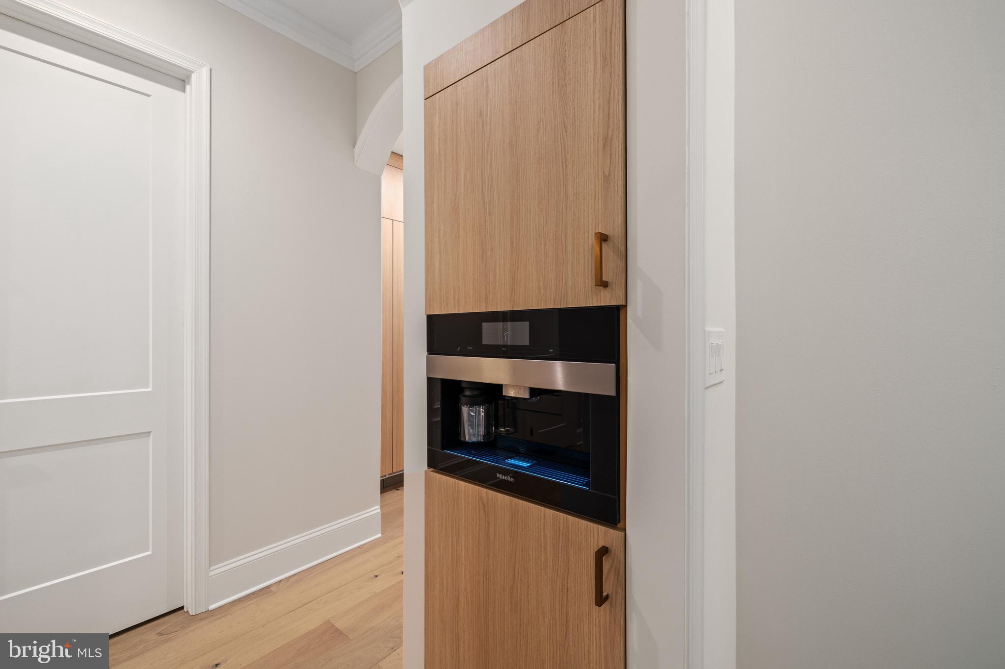 WOODLEY PARK - Residential