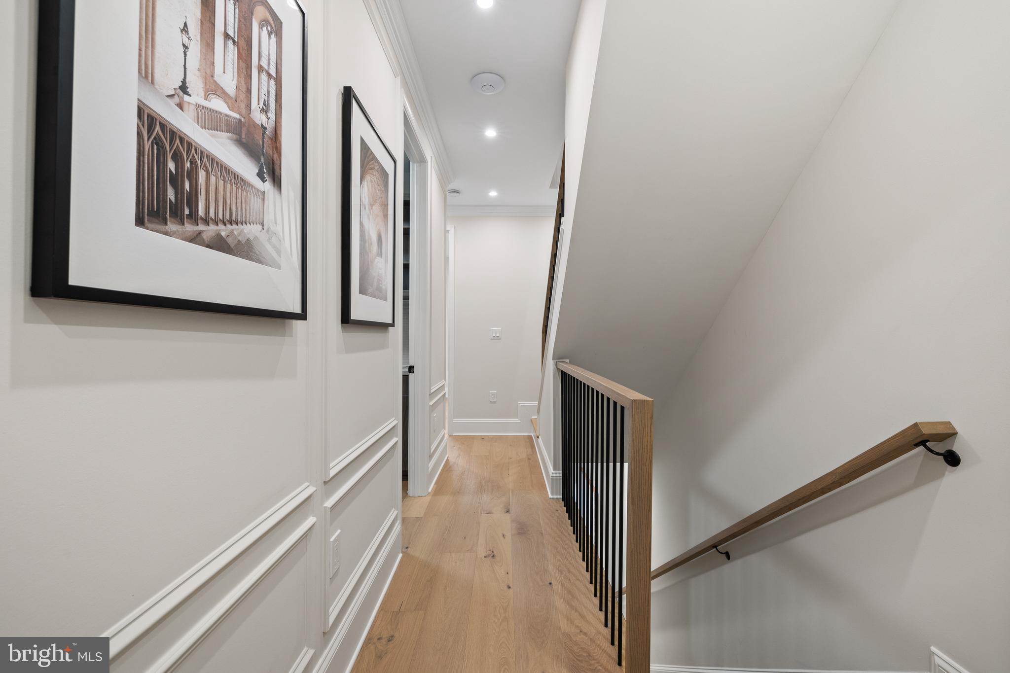 WOODLEY PARK - Residential