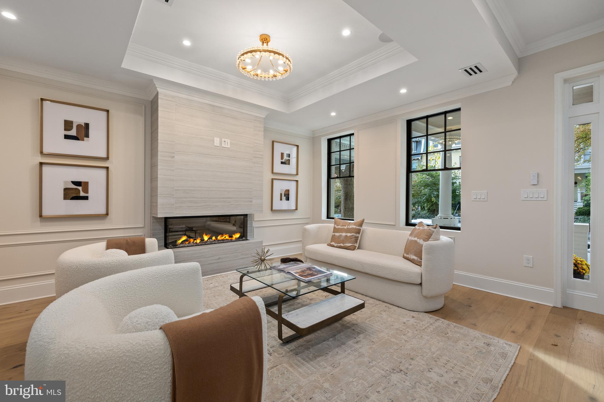 WOODLEY PARK - Residential