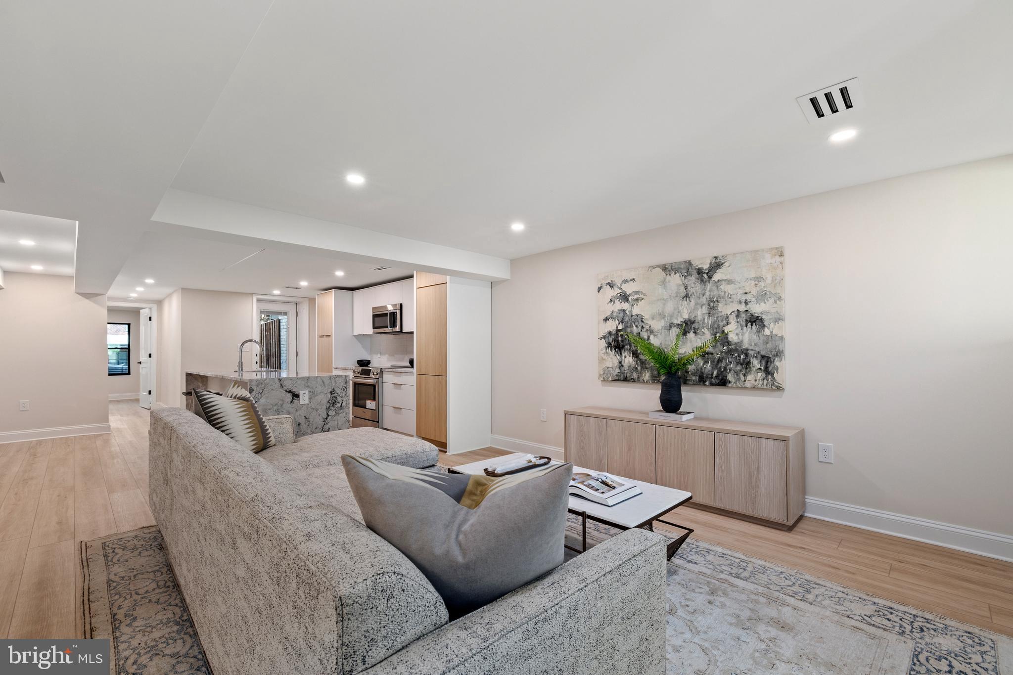 WOODLEY PARK - Residential