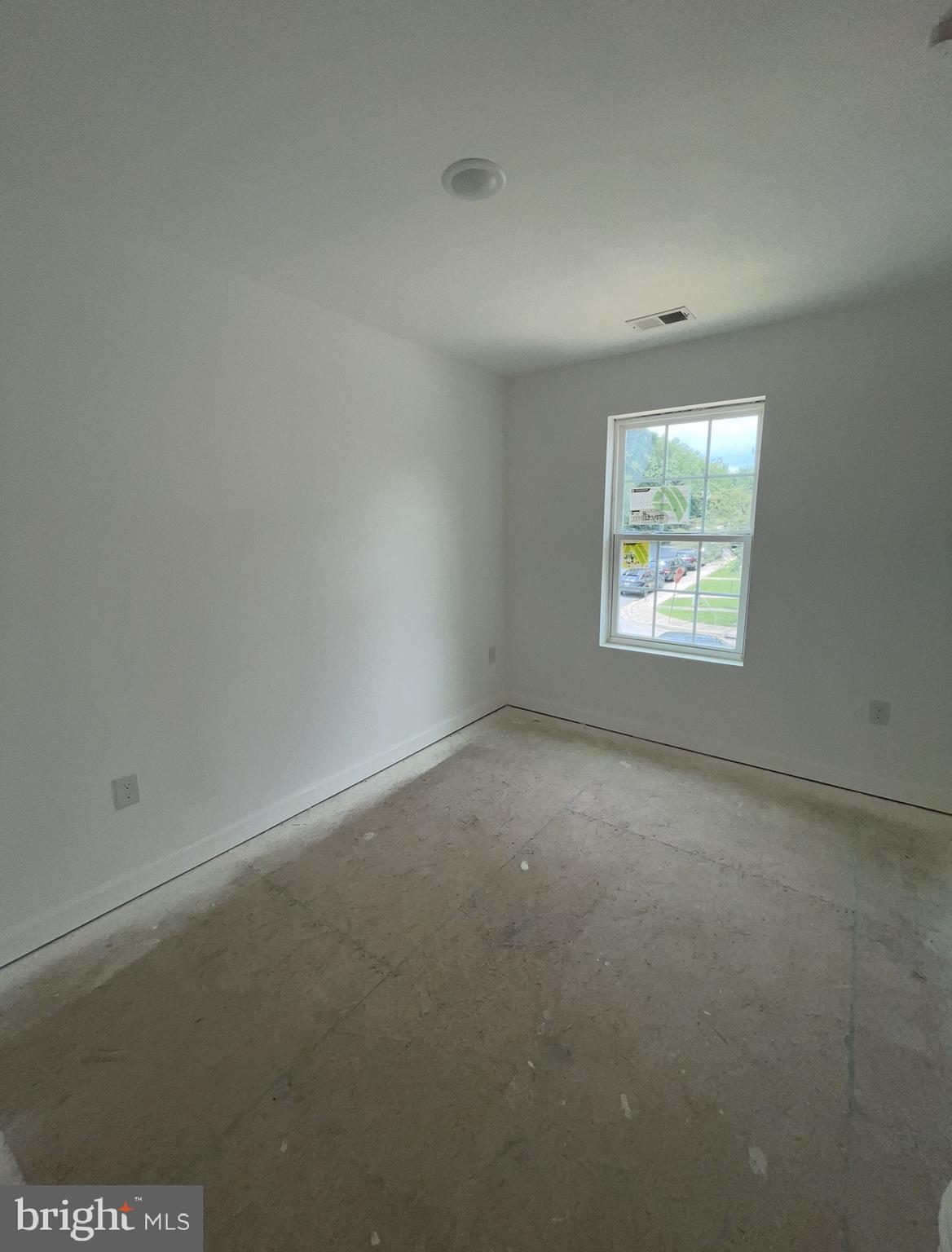 NEW NORTHWOOD - Residential