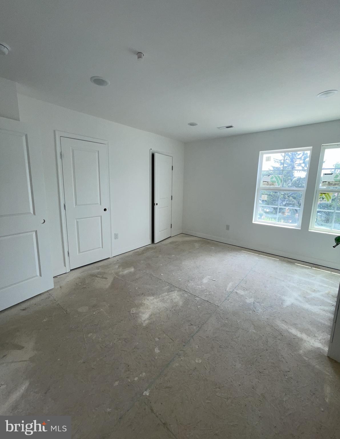 NEW NORTHWOOD - Residential