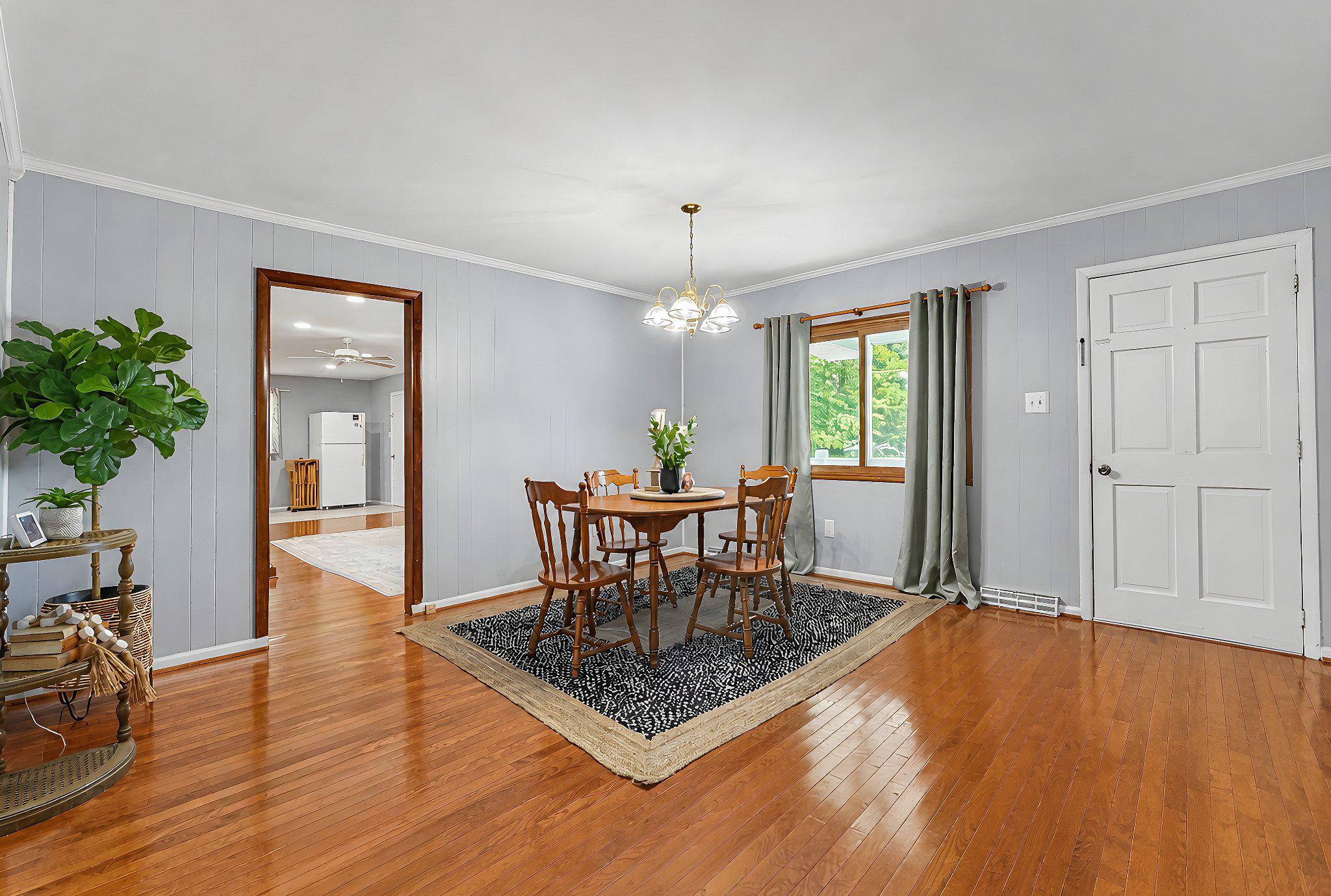 14807 WOODVILLE ROAD
