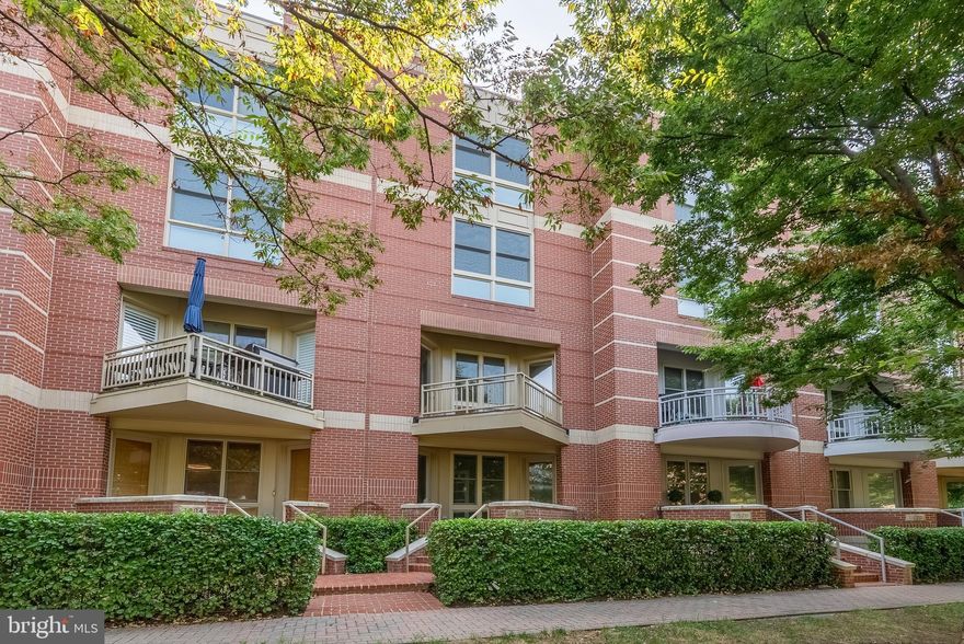Stunning contemporary townhome in Rosslyn with all the extras. This luxury home features a gourmet kitchen with granite countertops, custom Italian backsplash, and Venetian pendant lights. The interior boasts hardwood floors, a first-floor library or 4th bedroom, a huge eat-in kitchen, and a wonderful family room with a fireplace. Enjoy tons of natural light throughout the home, and two terraces for outdoor relaxation. A lovely park fronts the home, and it is minutes from shops, restaurants, and DC, either by walking or car. You will not find gorgeous finished space in Clarendon for less. Includes a 2-car garage and is close to Rosslyn Metro and Courthouse Metro.      --------------------------------------------------------------------------------------------------------------------------------------------All Richey Property Management residents must enroll in and purchase a Resident Benefits Package which includes liability insurance, credit building to help boost the resident’s credit score with timely rent payments, up to $1M Identity Theft Protection, HVAC air filter delivery (for applicable properties), move-in concierge service making utility connection and home service setup a breeze during your move-in, our best-in-class resident rewards program, and much more! More details and options provided upon application.