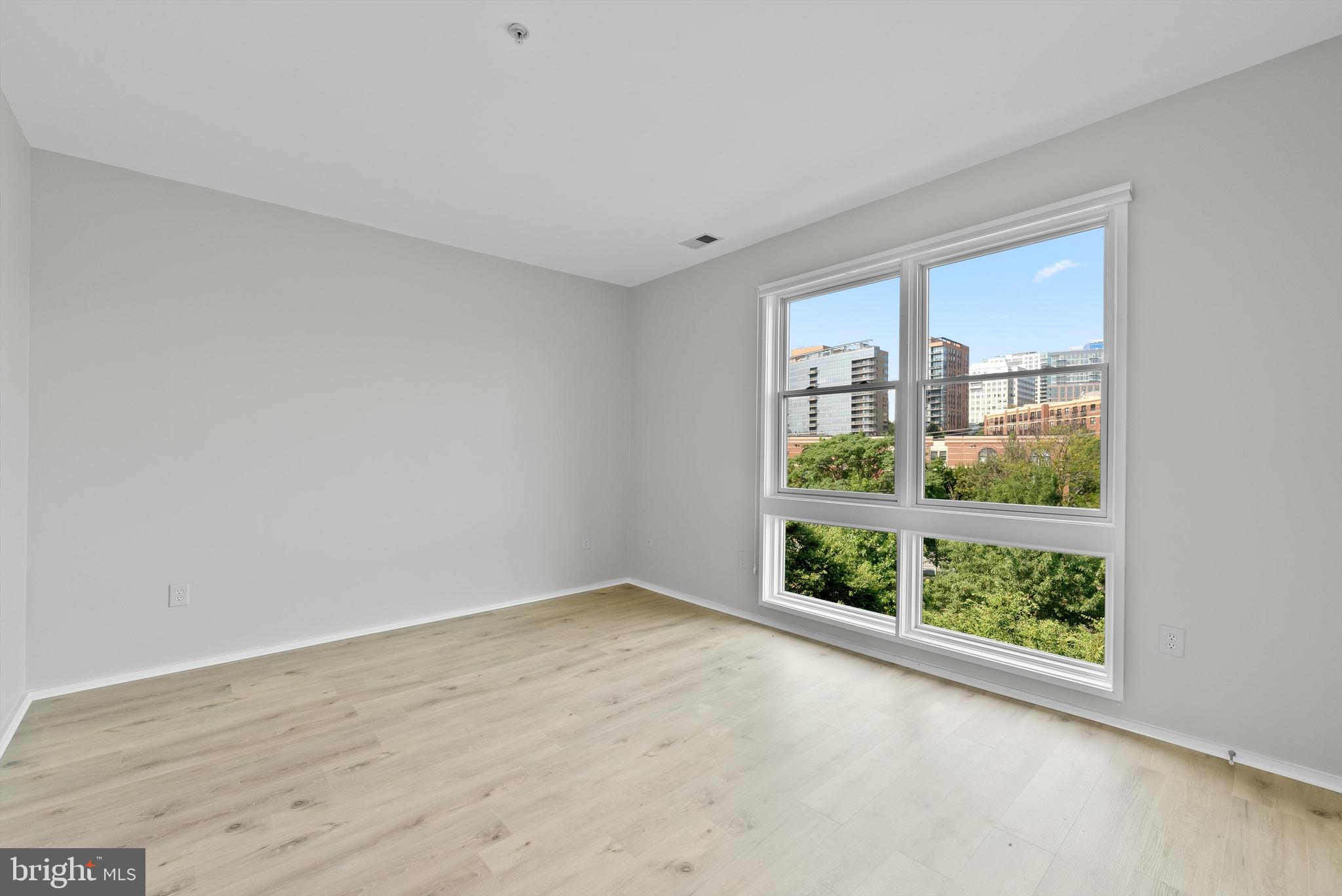 BROMPTONS - Residential Lease