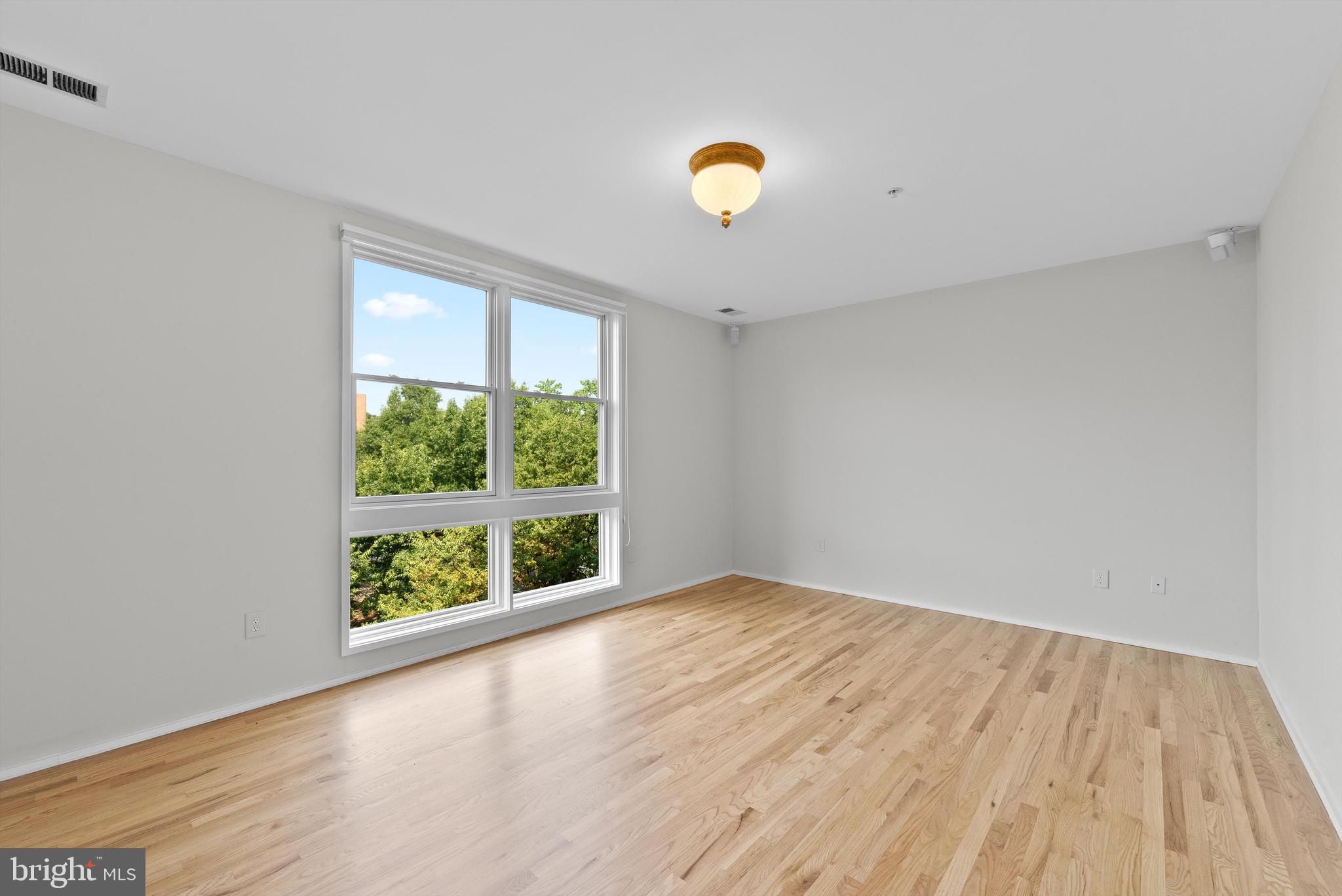 BROMPTONS - Residential Lease