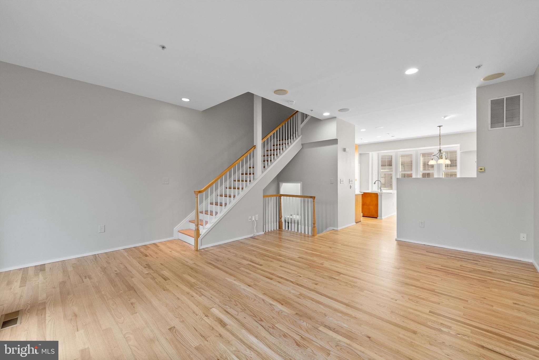 BROMPTONS - Residential Lease