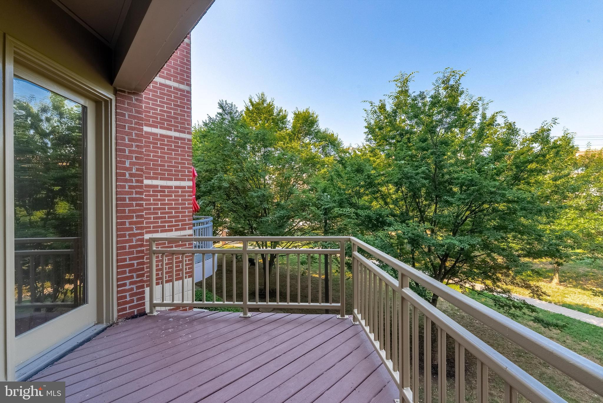 BROMPTONS - Residential Lease