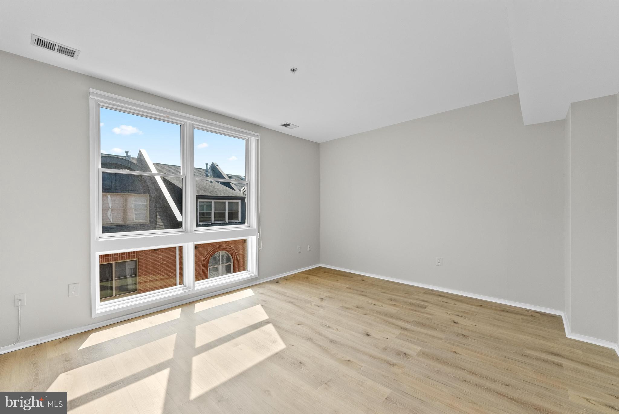 BROMPTONS - Residential Lease