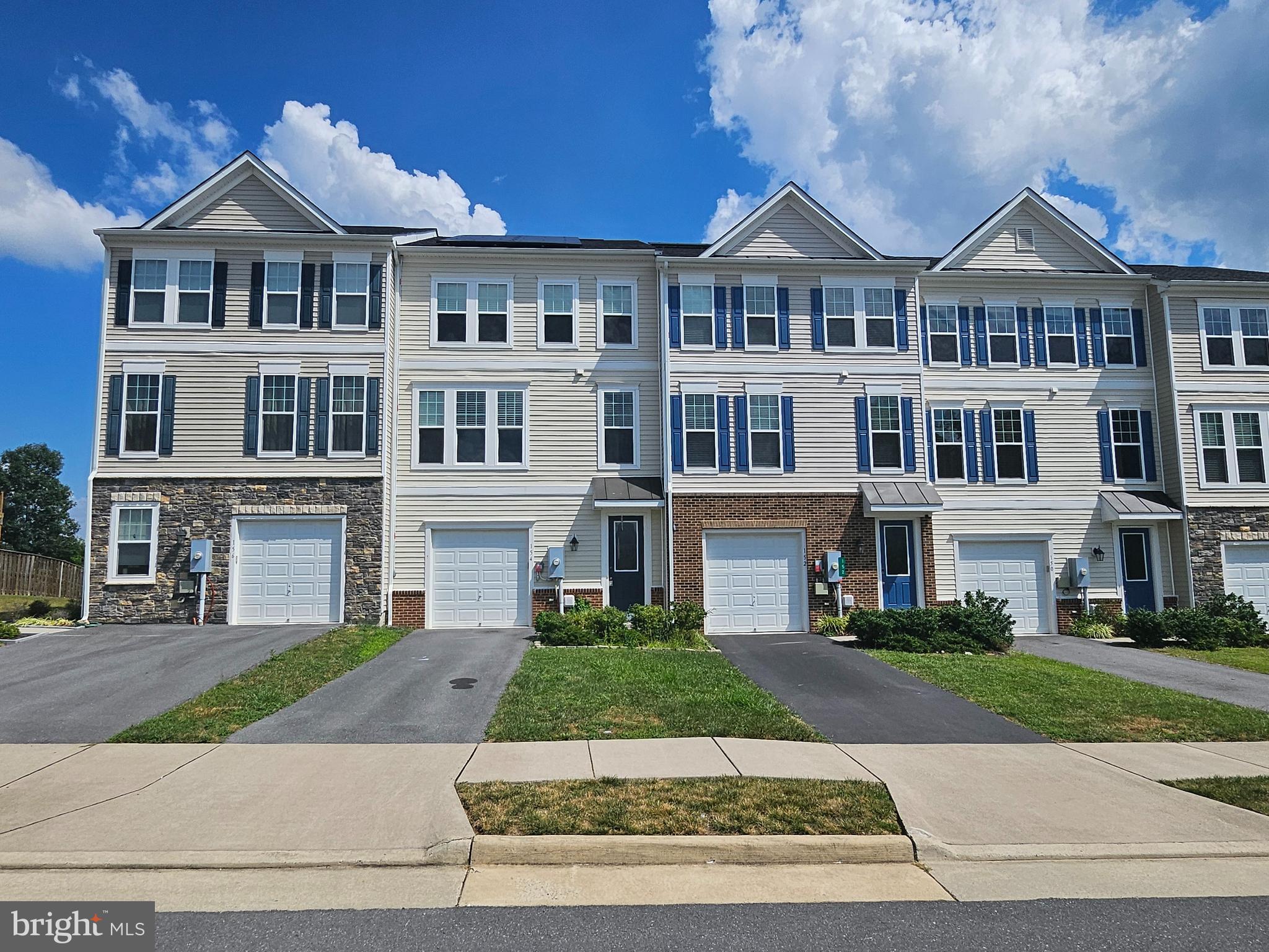 154 SOLARA DRIVE