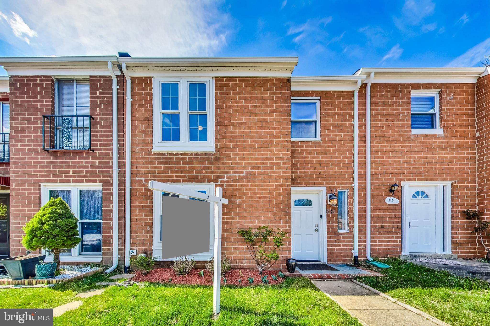 STAFFORD OAKS - Residential