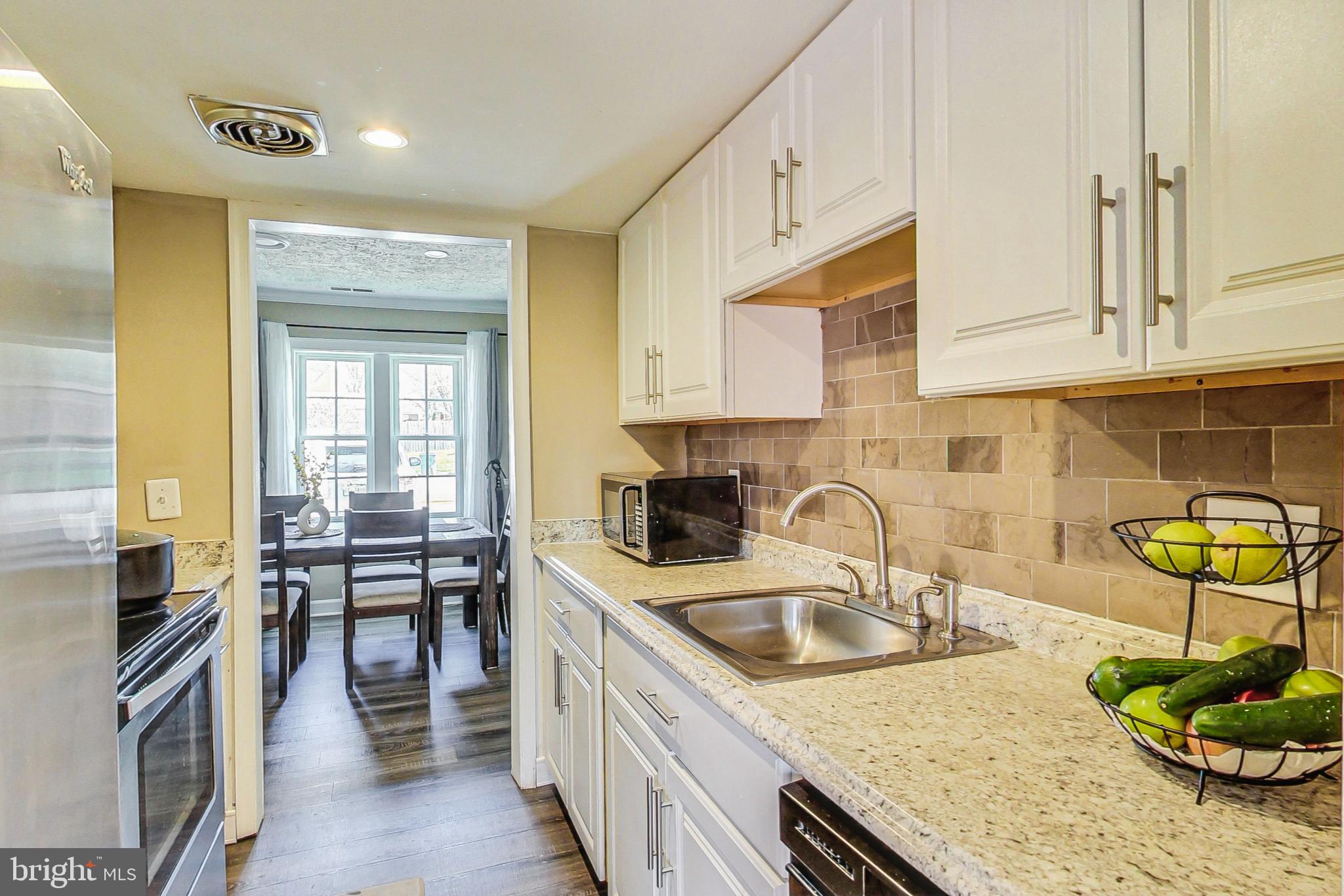 STAFFORD OAKS - Residential