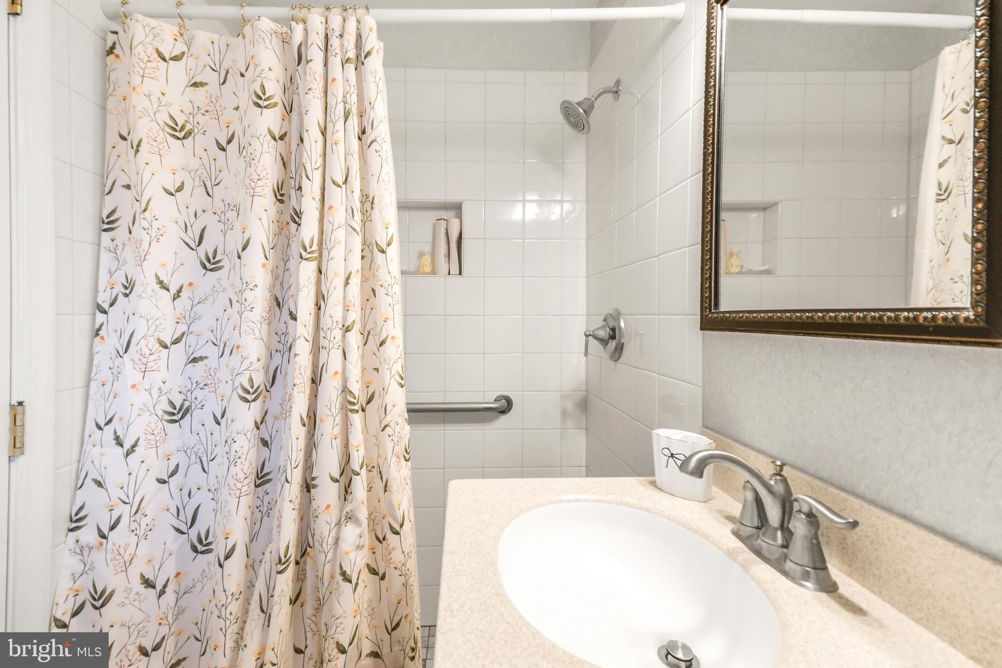 CLOVER HILL - Residential