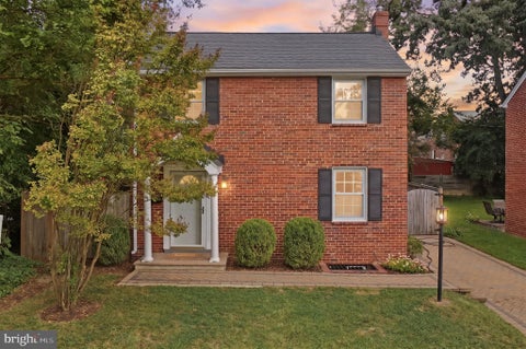 Photo of 3731 2nd Street S, ARLINGTON, VA 22204 (MLS # VAAR2079916)