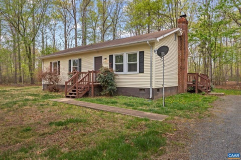 Homes For Sale - 4586 Spotswood Trl Trl<br/> BARBOURSVILLE, VA 22923