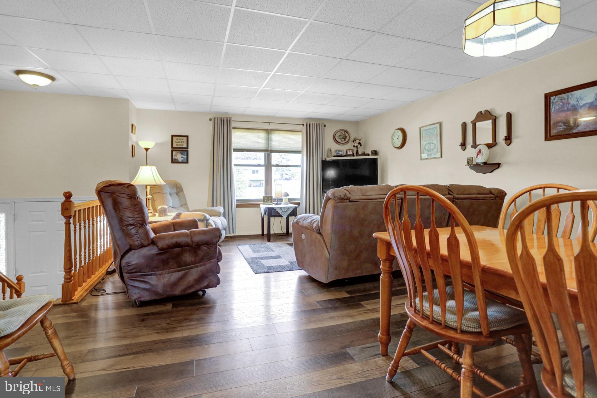 903 GRINGS HILL ROAD
