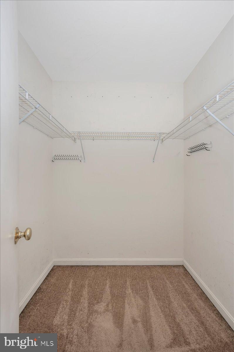 WELLINGTON TRACE - Residential