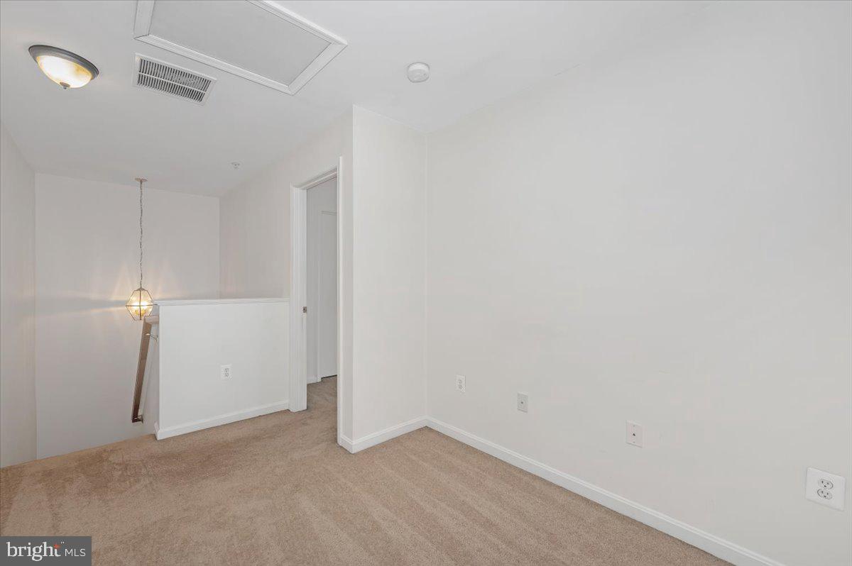 WELLINGTON TRACE - Residential