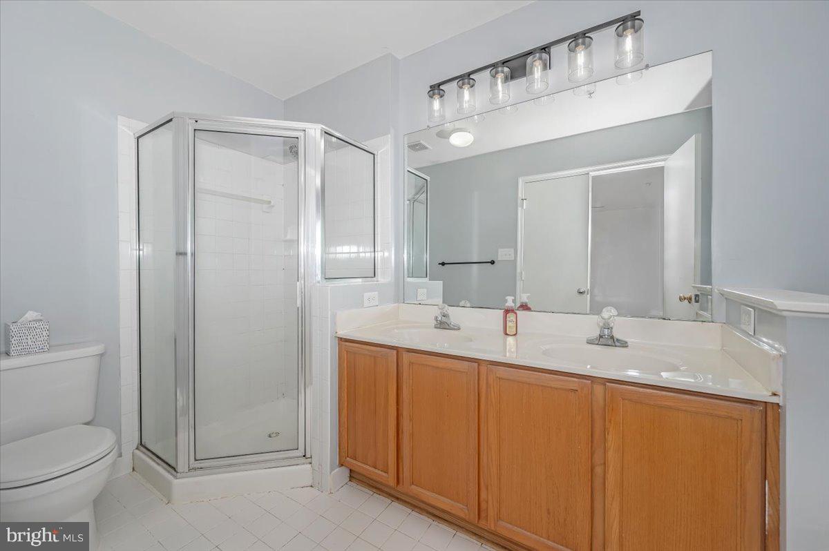 WELLINGTON TRACE - Residential