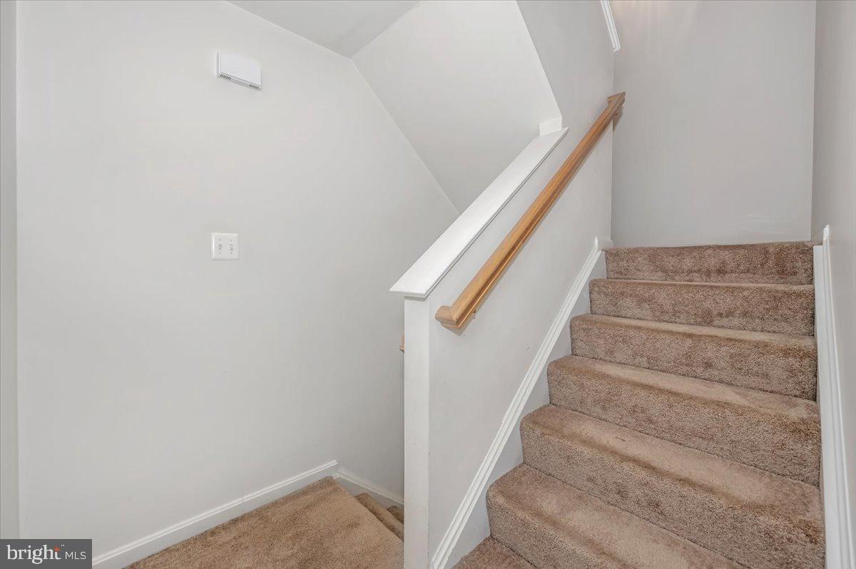 WELLINGTON TRACE - Residential