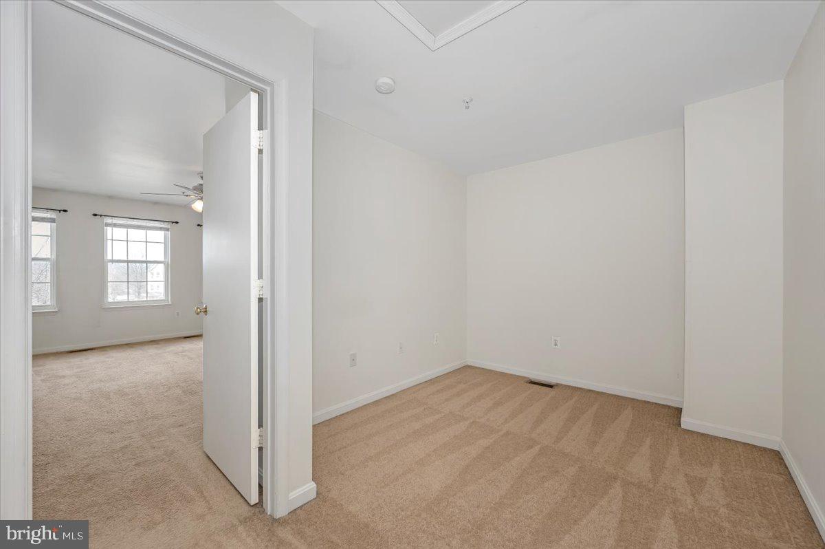 WELLINGTON TRACE - Residential