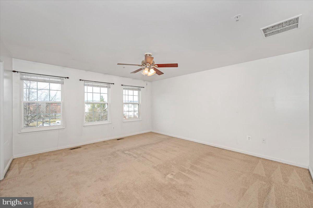 WELLINGTON TRACE - Residential