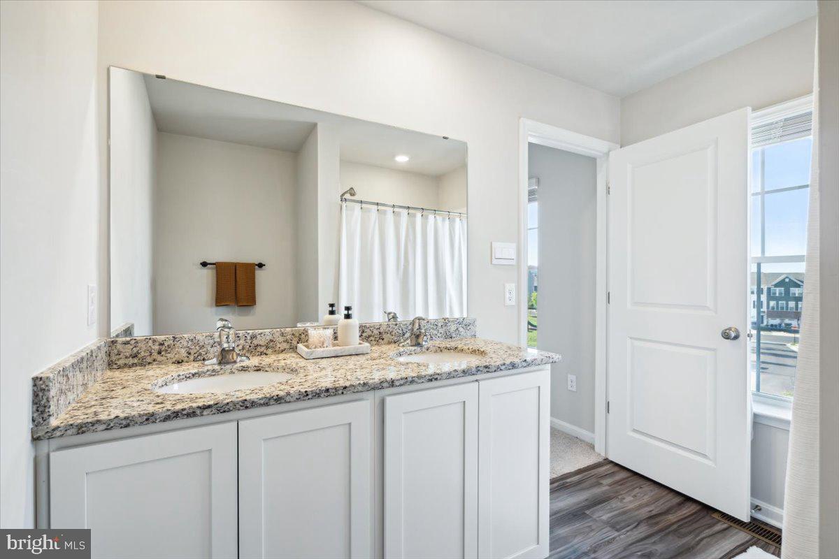 TUSCARORA CREEK - Residential