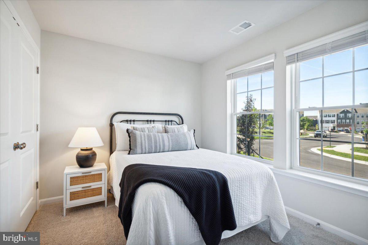 TUSCARORA CREEK - Residential