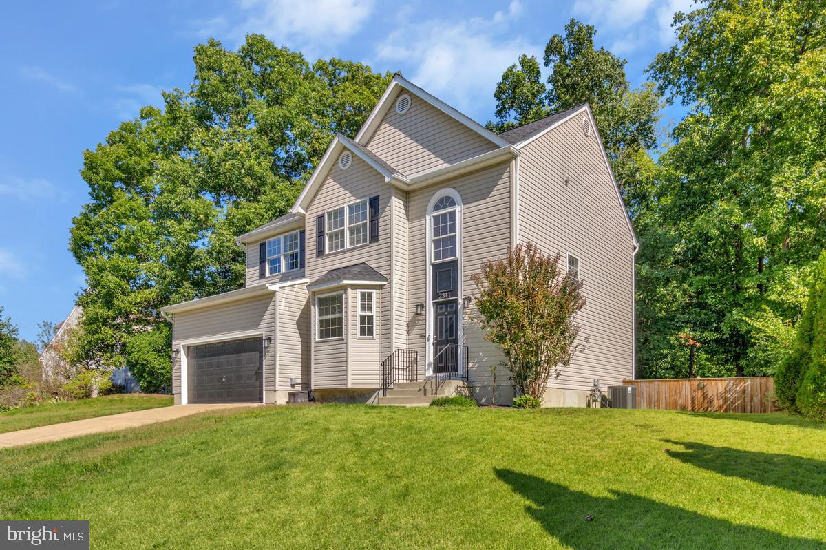 2311 ASHFORD LANE
