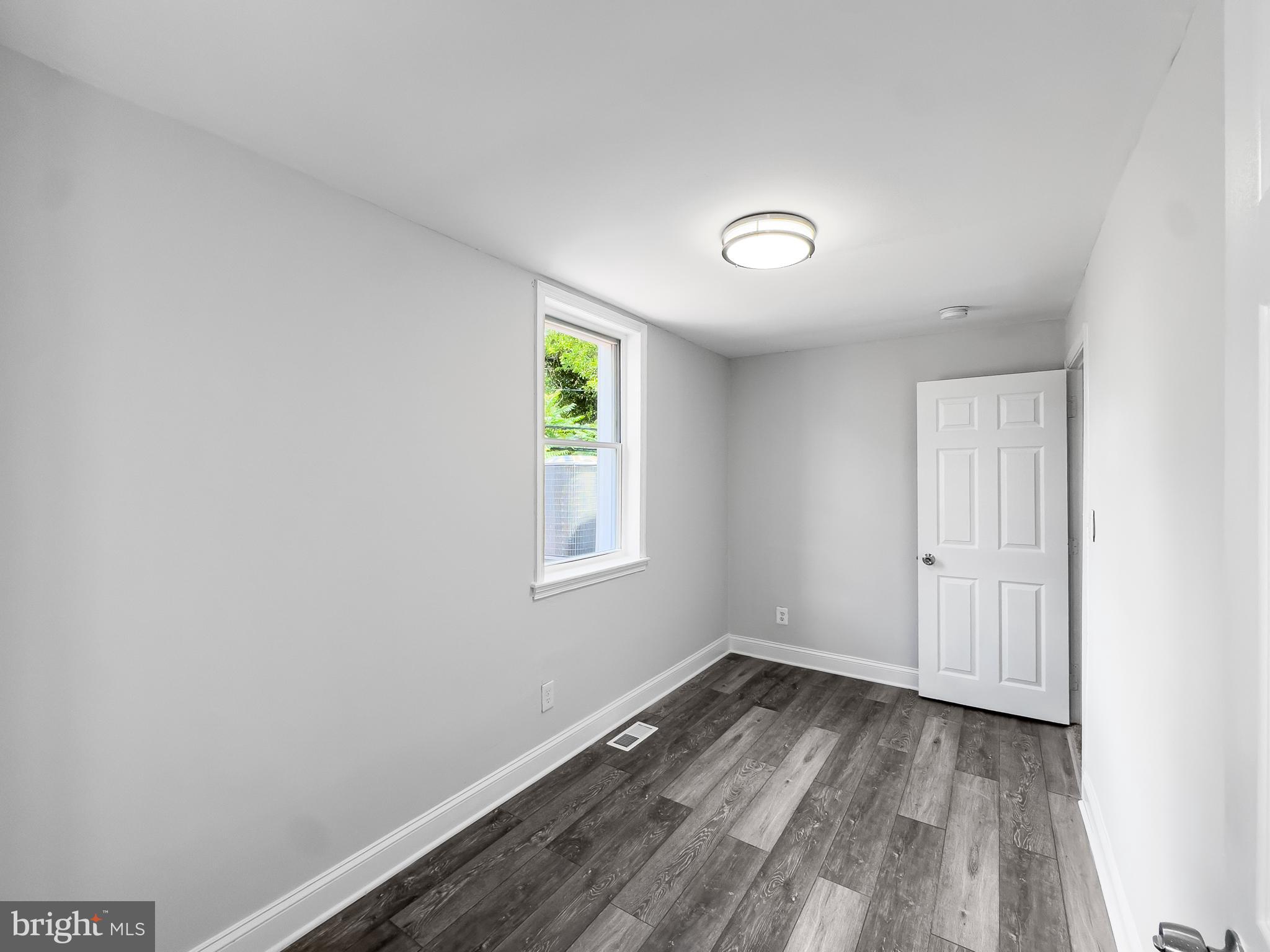 ARLINGTON - Residential Lease