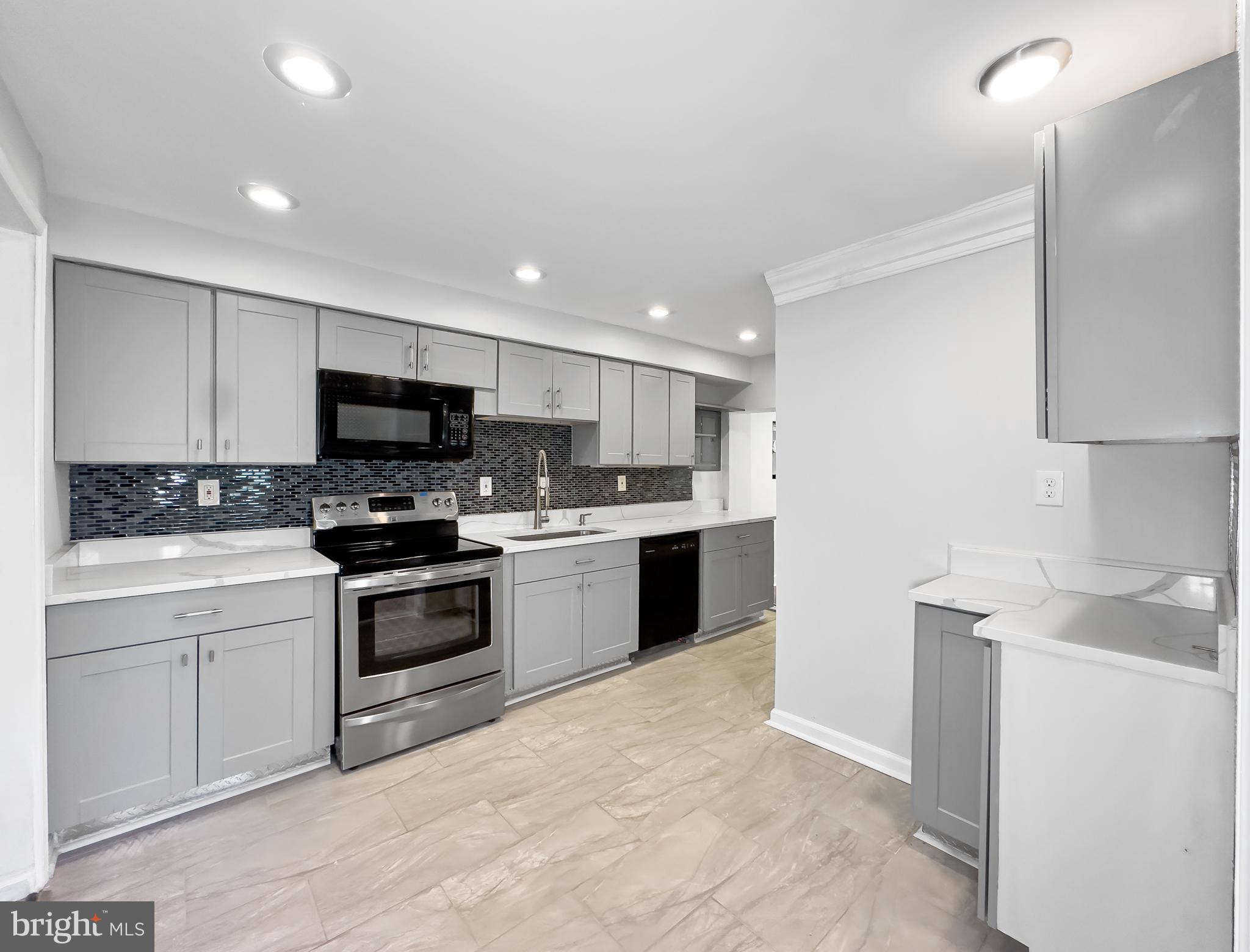 ARLINGTON - Residential Lease