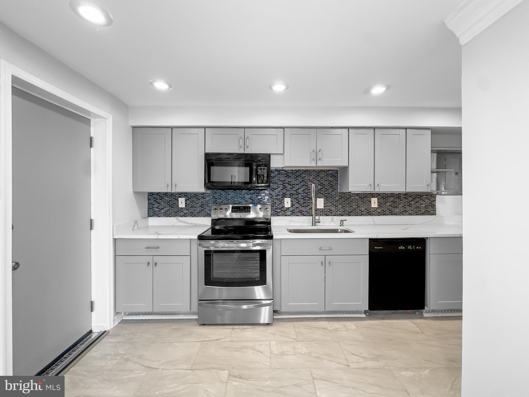 ARLINGTON - Residential Lease