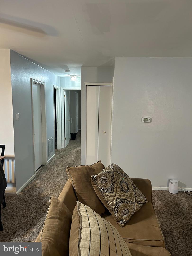 CRESTWOOD CONDO - Residential Lease