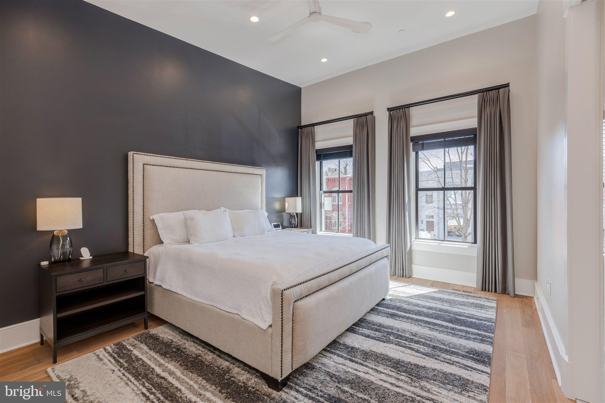 CAPITOL HILL - Residential