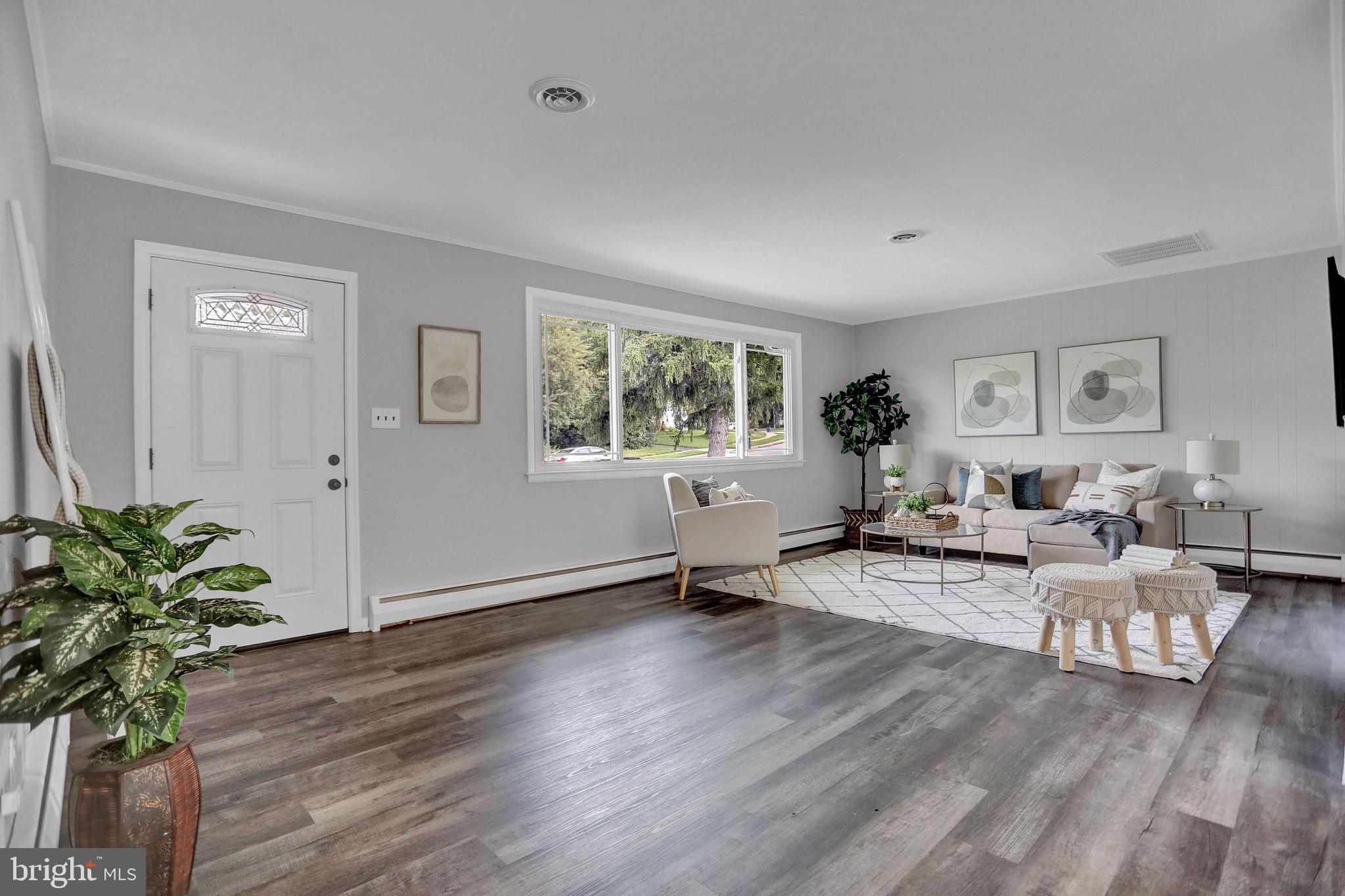 FOUNTAIN HILL - Residential