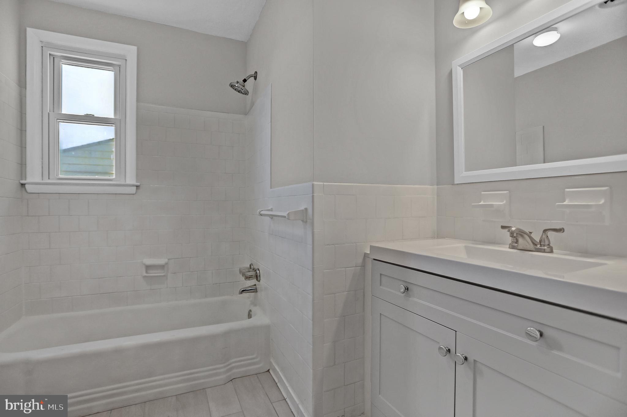 FOUNTAIN HILL - Residential