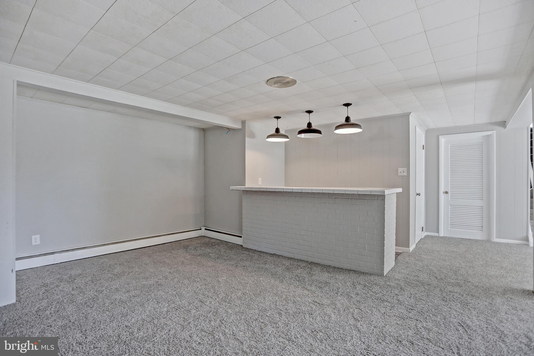 FOUNTAIN HILL - Residential