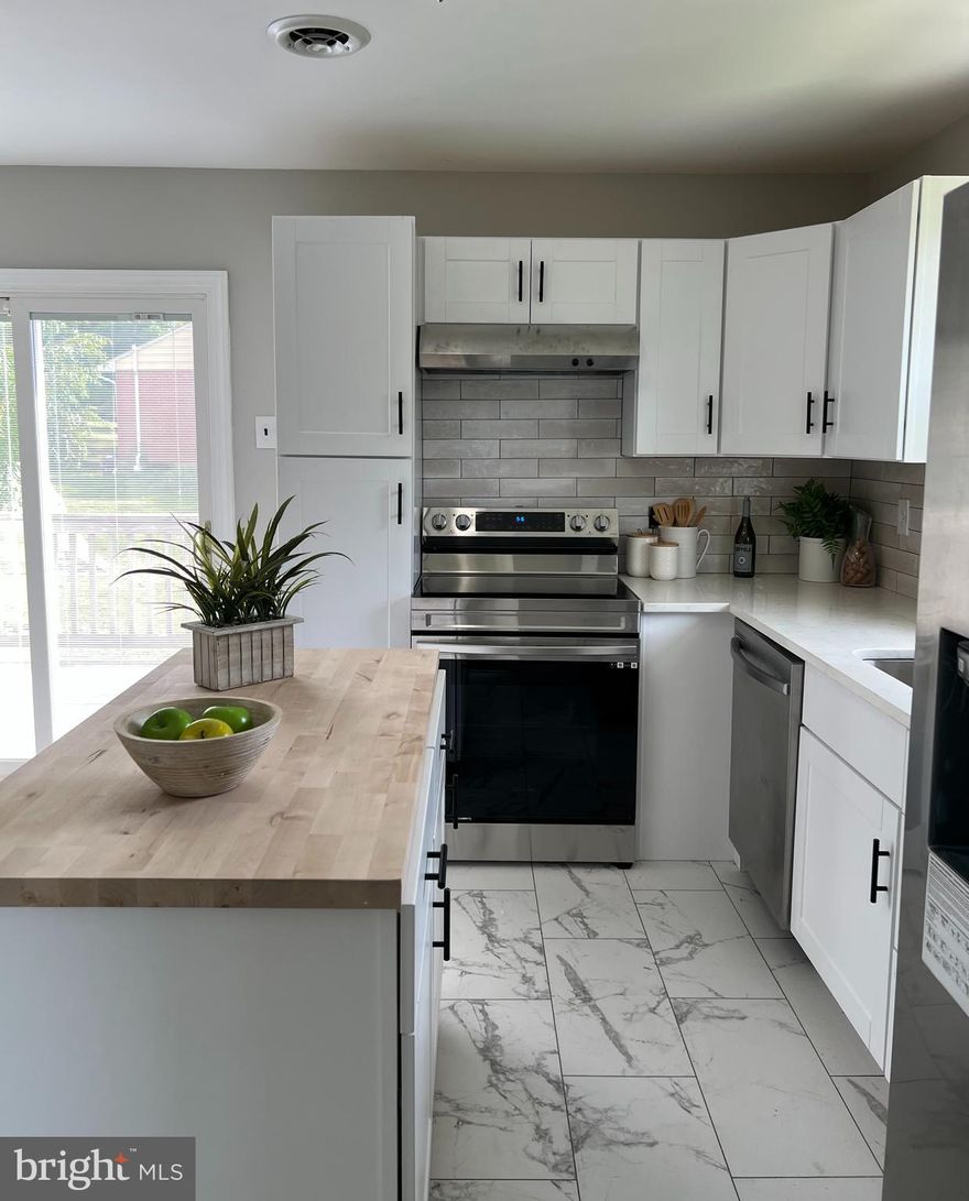 Fantastic renovated and move-in ready property in one of Timonium's most-desired neighborhoods. Walk to local schools and enjoy the community atmosphere of this wonderful neighborhood. Come see your next place to call home.