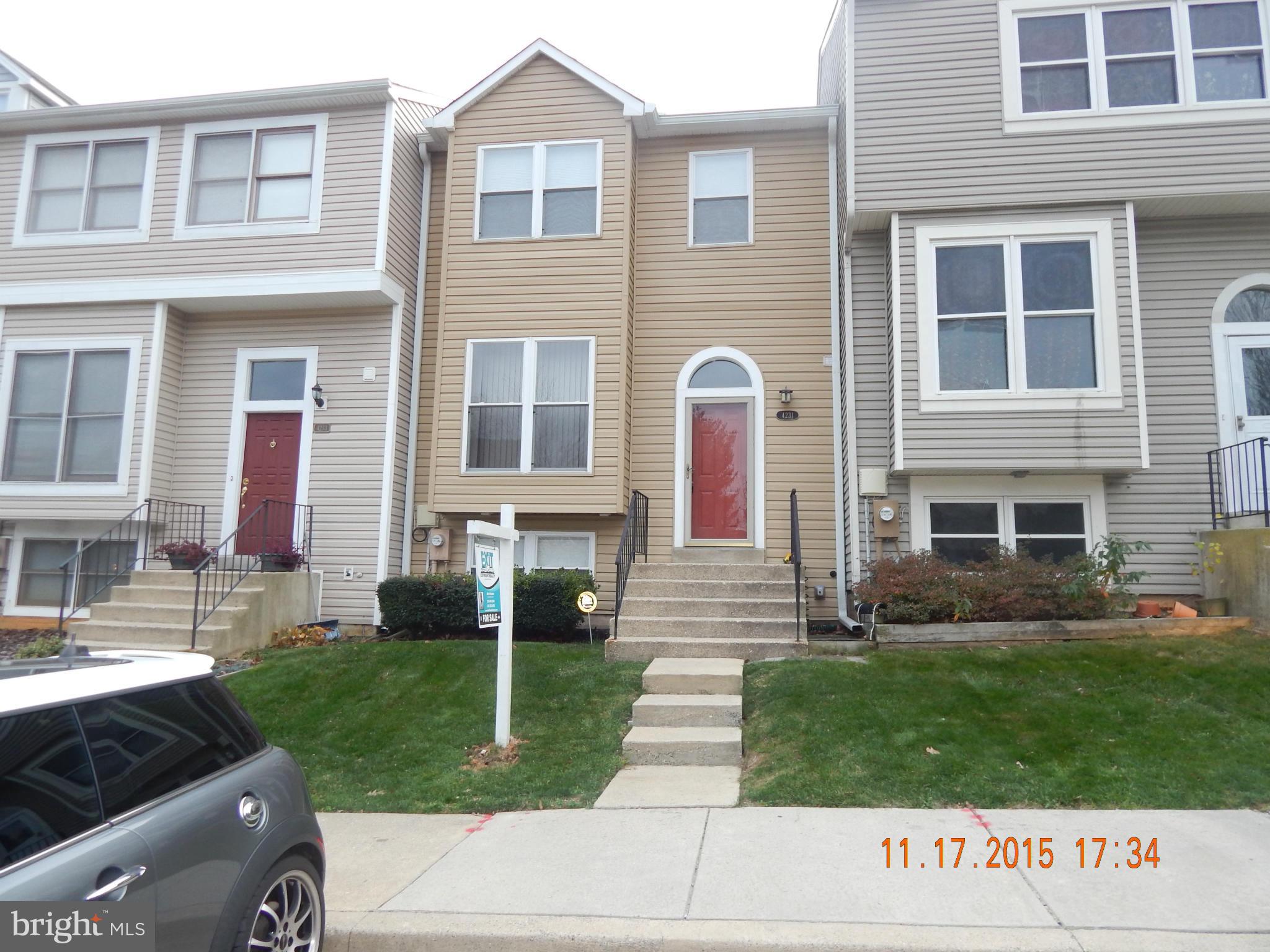 VALLEY STREAM ESTATES - Residential