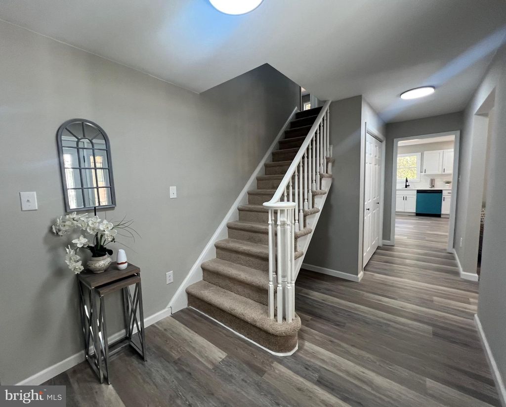 Photo of 231 S Hook Road, PENNSVILLE, NJ 08070 (MLS # NJSA2016824)