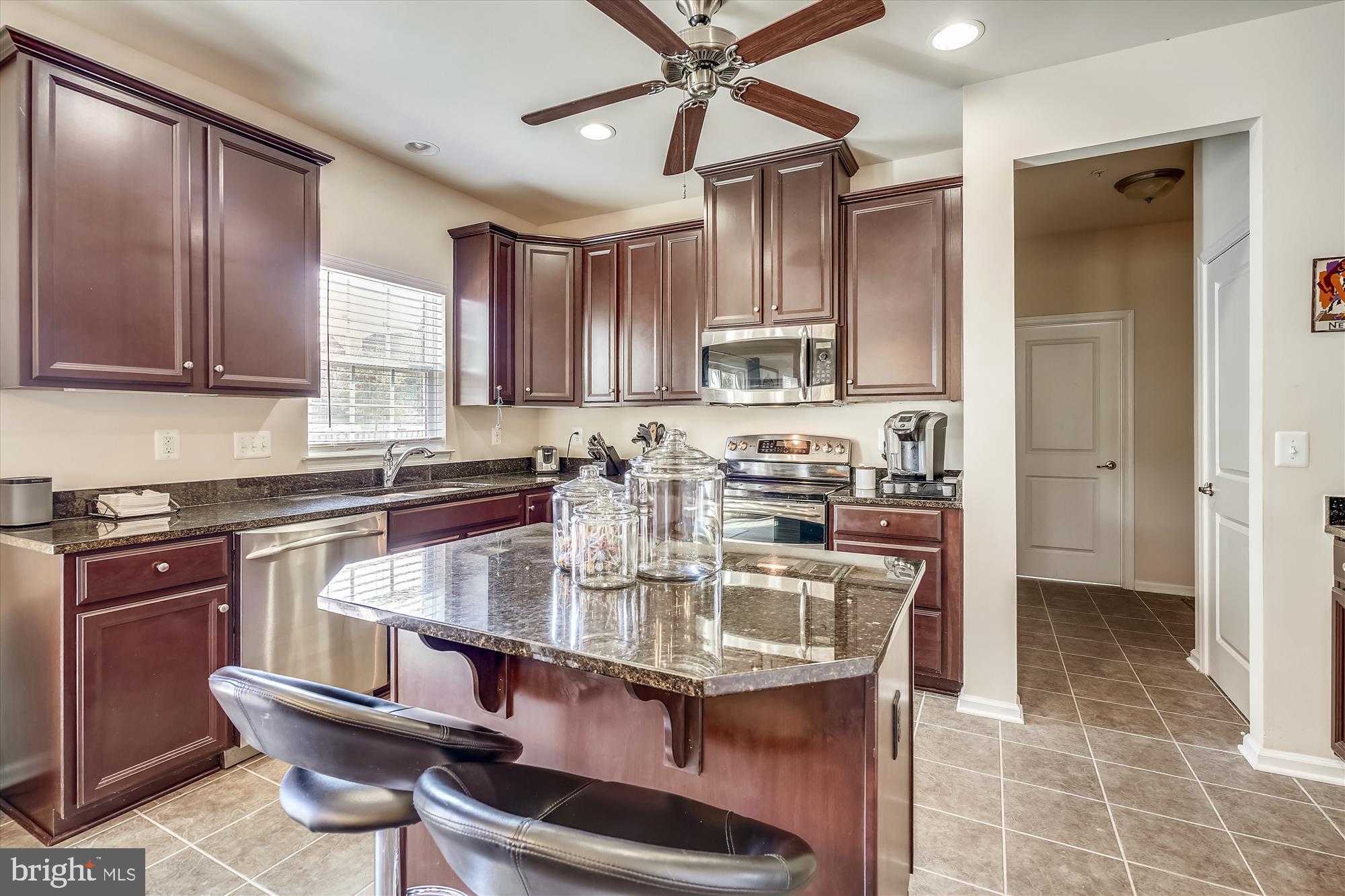 LAWYERS HILL - Residential