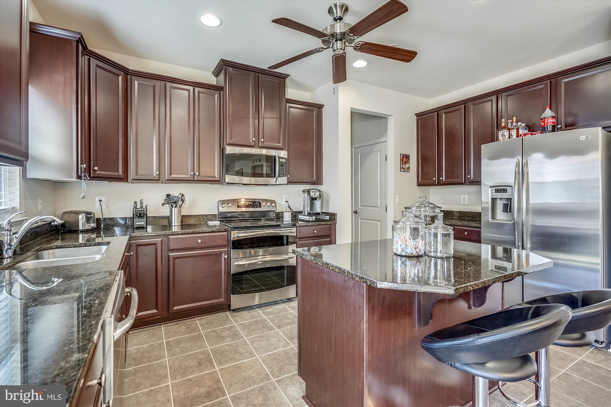 LAWYERS HILL - Residential