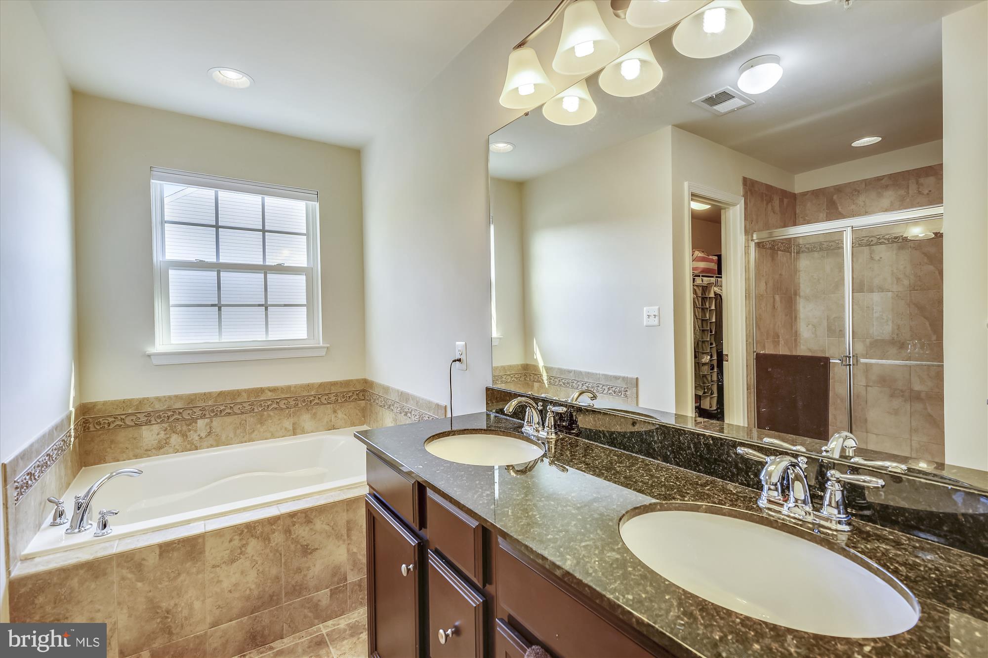 LAWYERS HILL - Residential