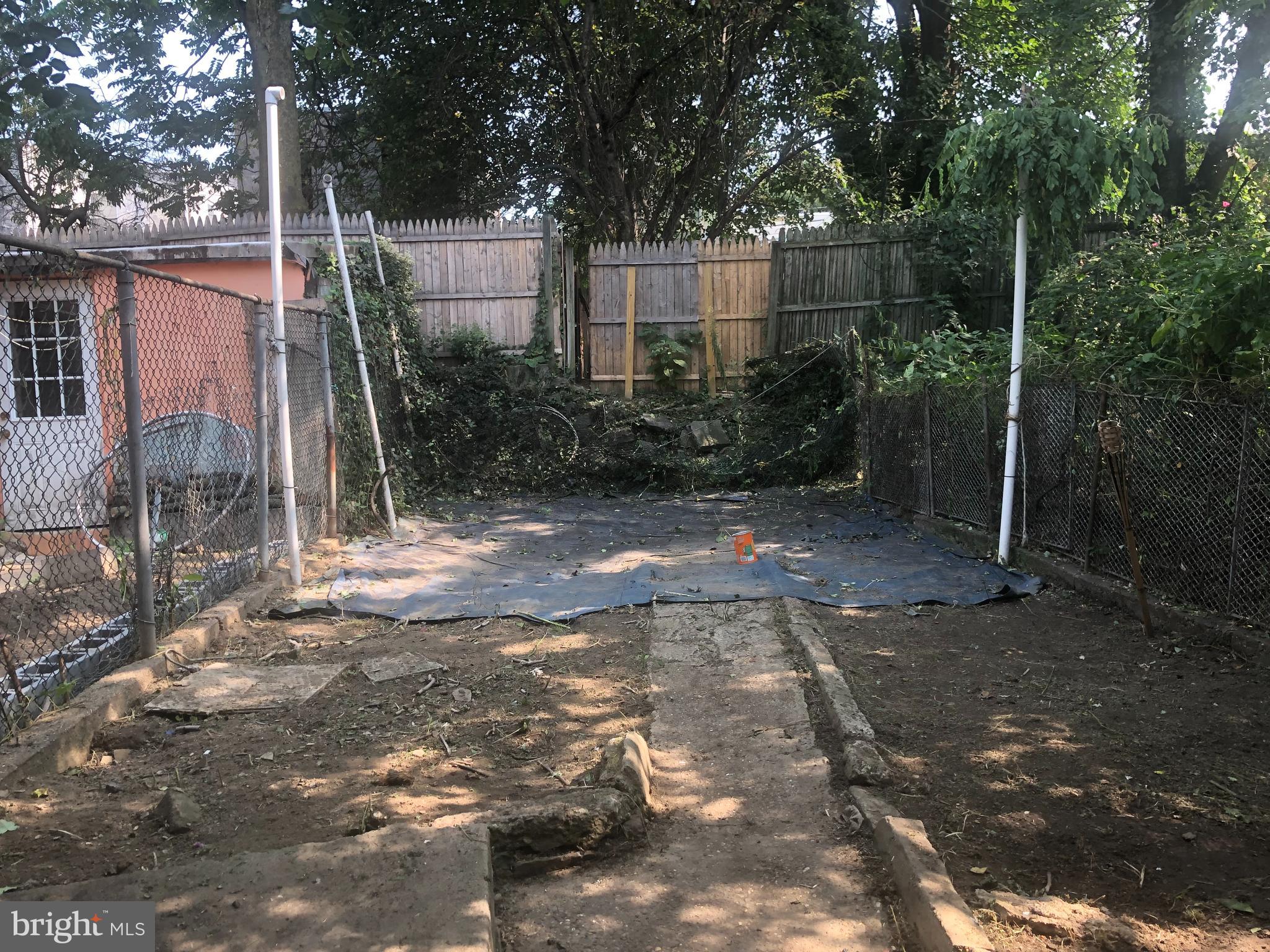 FRANKFORD - Residential