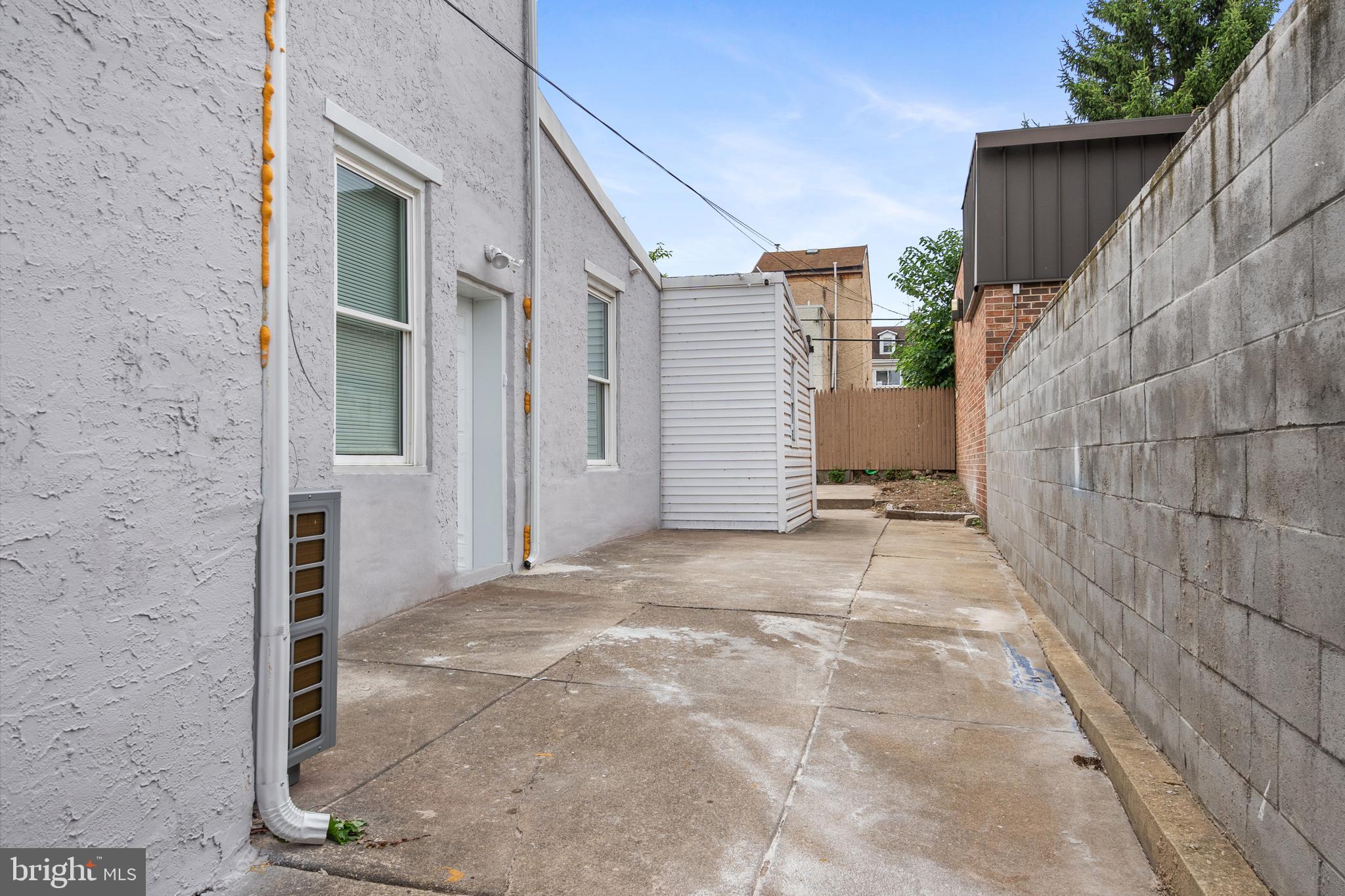 BRIDESBURG - Residential Lease