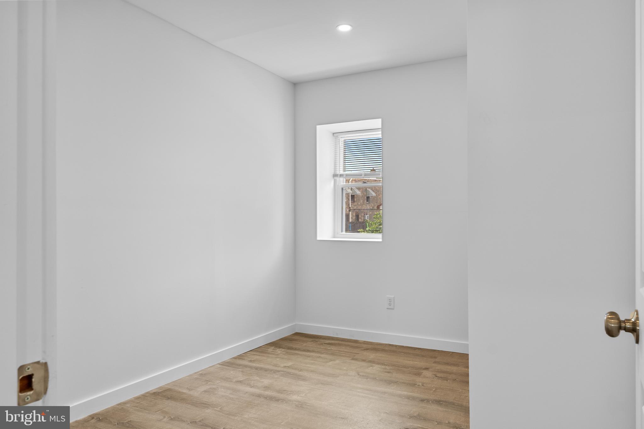 BRIDESBURG - Residential Lease