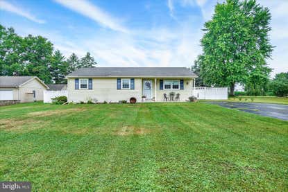 1460 Canal Road Ext, Manchester, PA