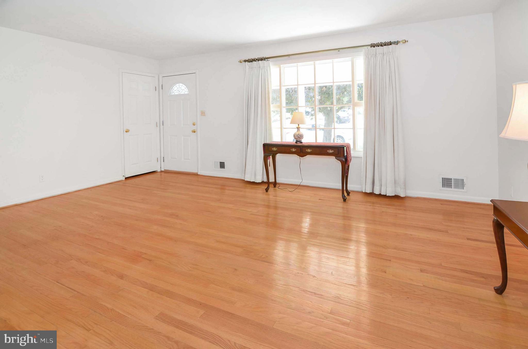 MIS-JAN ESTATES - Residential