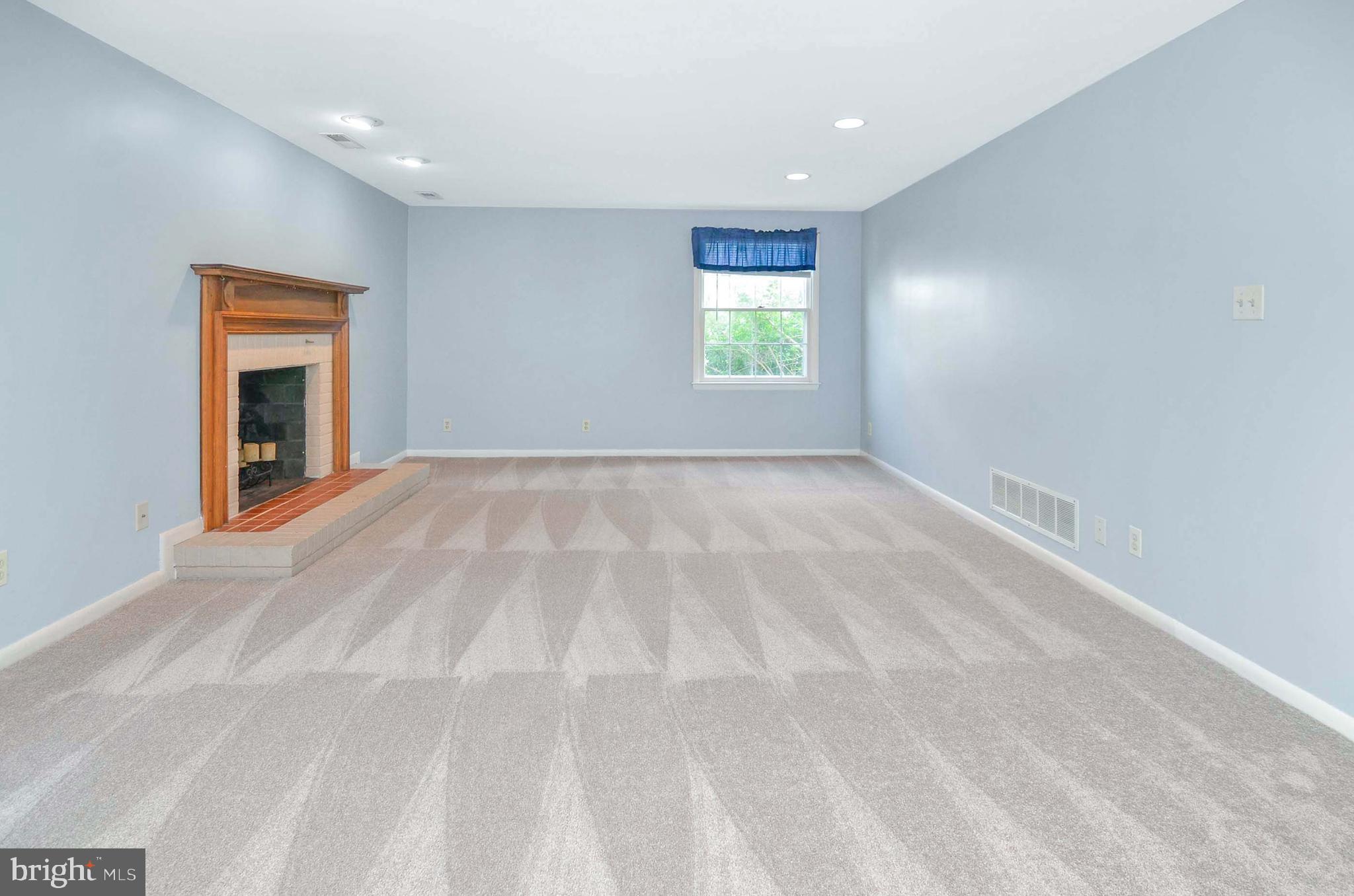 MIS-JAN ESTATES - Residential